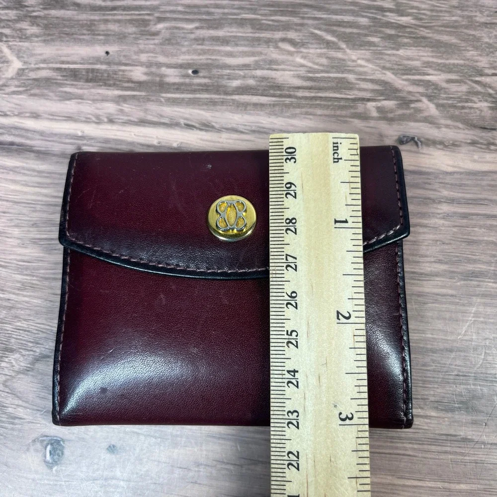 Vintage Bosca Wallet Trifold Small‎ Burgundy Full Grain Leather Gold Logo